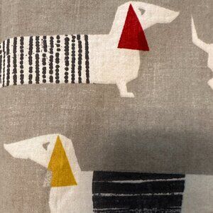 1 Yard Dog Print Fabric   NEW!!!